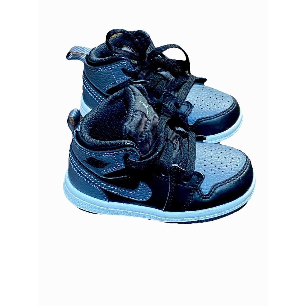 NIKE  high top sneakers Size 6 C Unisex Black & Gray  Kids  Toddler Shoes - Picture 2 of 14